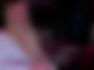 Live cam show with candismiths - Smoking on AdultVida.com