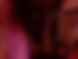 Live cam show with candismiths - Blue Eyes on CamClone