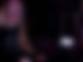Live cam show with candismiths - Smoking on AdultVida.com