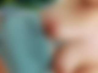 eveeevian's Live Sex Cam Show