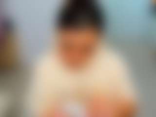 eveeevian's Live Sex Cam Show