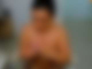 eveeevian's Live Sex Cam Show