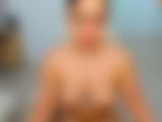eveeevian's Live Sex Cam Show