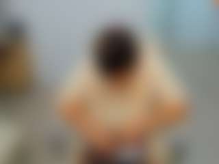 eveeevian's Live Sex Cam Show