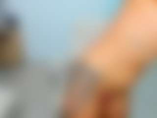 eveeevian's Live Sex Cam Show