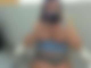 eveeevian's Live Sex Cam Show