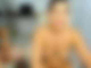 eveeevian's Live Sex Cam Show