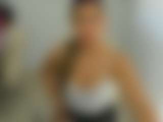 eveeevian's Live Sex Cam Show