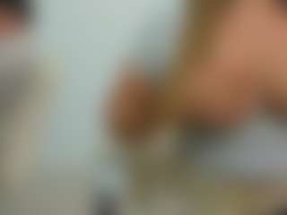 Live cam show with eveeevian - Butt Plug on xblisslive.com