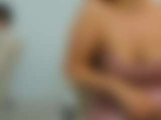 eveeevian's Live Sex Cam Show