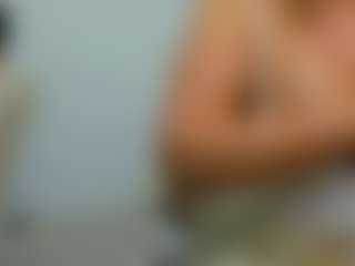 Live cam show with eveeevian - Double Penetration on Camming Site