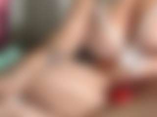 Live cam show with rousse-ellise - Bedroom on Camiplay Live