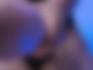 Live cam show with april-johnson - Mature on infinitiblacc.com