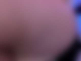 Live cam show with april-johnson - Average on Gym Cam Girls
