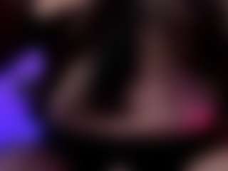 Live cam show with april-johnson - Middle Aged on Stripli.com
