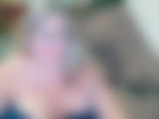 Live cam show with Lana - Glasses on Camsoda