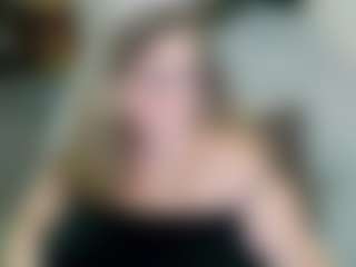 Live cam show with Lana - Ass Clapping on crypto-cams