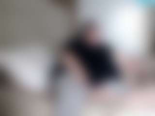 Live cam show with Lana - Ass Clapping on studioflirtlive.com
