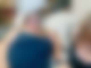 Live cam show with Lana - Body Massage on CamSextacy