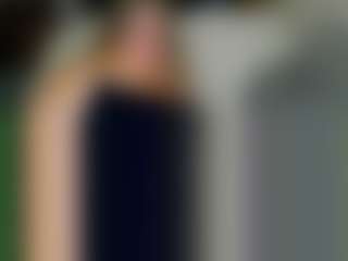 Live cam show with Lana - Blue Eyes on madthumbs