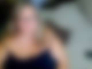 Live cam show with Lana - Ass Clapping on Camsoda