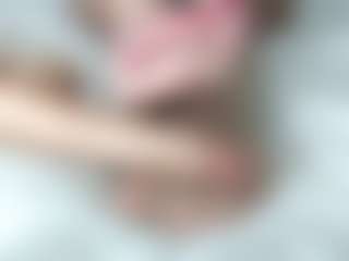 Live cam show with saaramiiller - Toes on CamSodaAdn