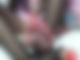 Live cam show with saaramiiller - Toes on SpankPalCams