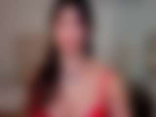 Live cam show with BriannaSalinas - Amateur on Camsoda
