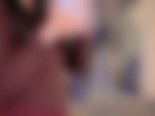 Spettacolo in cam dal vivo con BriannaSalinas - Public su Camsoda