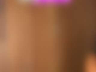gigithunderfox's Live Sex Cam Show