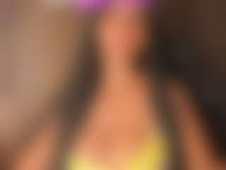 Live cam show with gigithunderfox - Fetish Curvy on SinfulBabes