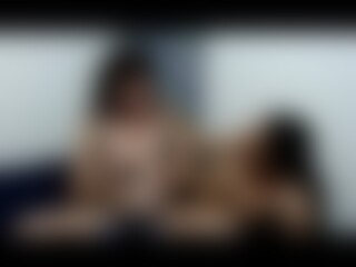 alexiaytom's Live Sex Cam Show