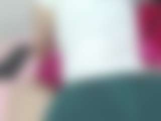 Live cam show with Emmily - Beautiful on Free Soda