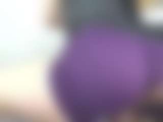 Emmily's Live Sex Cam Show