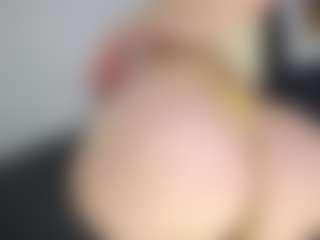 Emmily's Live Sex Cam Show