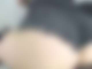 Emmily's Live Sex Cam Show