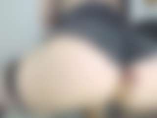 Emmily's Live Sex Cam Show