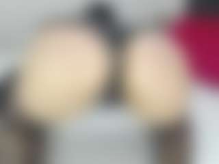 Emmily's Live Sex Cam Show