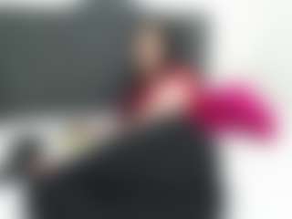 Live cam show with Emmily - Cute on LiveSexCams6