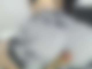 Spettacolo in cam dal vivo con Emmily - Doggy su Camsoda