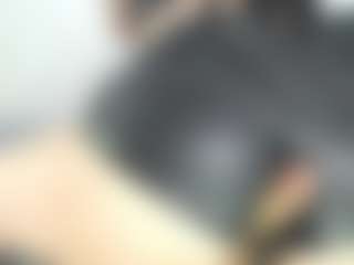 Live cam show with Emmily - Doggy on thefappeningchat.com