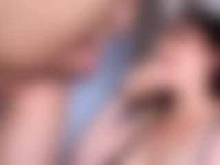 Live cam show with violettaandtomas7 - Nails on Stripli.com