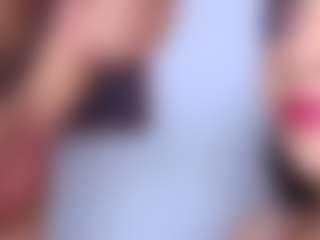 Live cam show with violettaandtomas7 - Nails on xheatlive.com