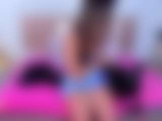LUNALEEE's Live Sex Cam Show