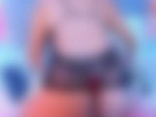 Live cam show with LUNALEEE - Role Play on friskycurves.com