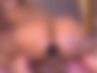 violeta-evanz MILF webcam performer live streaming