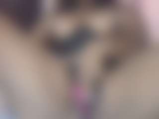 Live cam show with sharom-romsth - Mature on Lustler