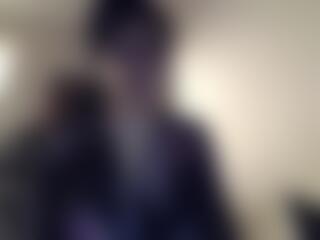 AaliyahHadid's Live Sex Cam Show