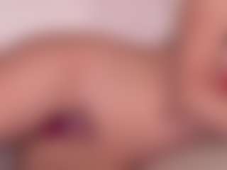 Live cam show with Sweet Sofie - Athletic Asian on SinfulBabes