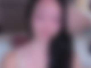 Live cam show with Sweet Sofie - Athletic Asian on AdultVida.com